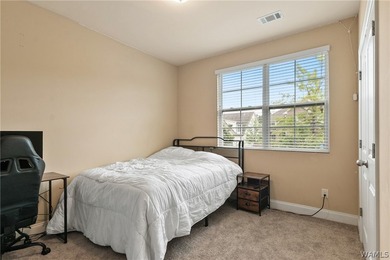 Welcome to spacious living in Neptunes Cove at The Lakes of - photo 3