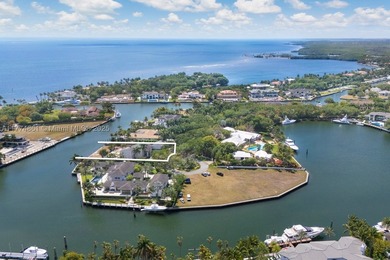 Nestled within the ultra-exclusive, guard-gated community of - photo 4