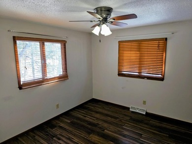 Live and let live! Duplex 2 minutes away from Rainy Lake for - photo 15