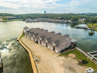 Discover the very best of lake life on Lake Hamilton at 532 - photo 46