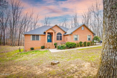 Lake Home Sale Pending in Jefferson City, Tennessee