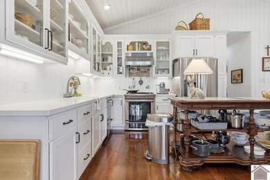 Welcome to one of the most unique properties to hit McCracken - photo 21