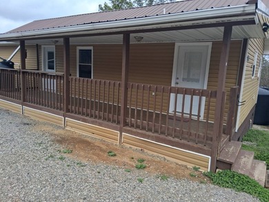 This 1000 sq ft home has 2 bed 2 bath and sits on 14.5 acres - photo 3
