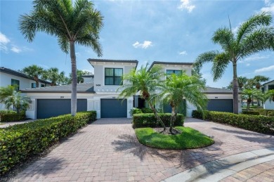Lake Condo For Sale in Naples, Florida
