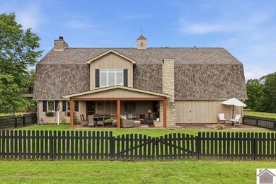Welcome to one of the most unique properties to hit McCracken - photo 33