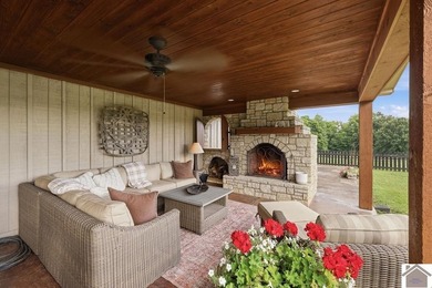 Welcome to one of the most unique properties to hit McCracken - photo 34