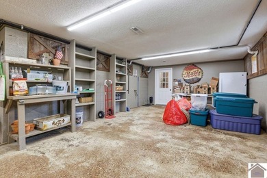 Welcome to one of the most unique properties to hit McCracken - photo 37