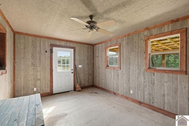 Welcome to one of the most unique properties to hit McCracken - photo 40