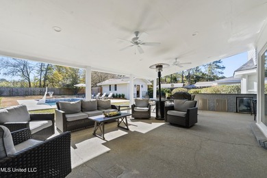 OVERLOOK YOUR BACKYARD OASIS AND LIVE LIKE YOU ARE ON VACATION - photo 42