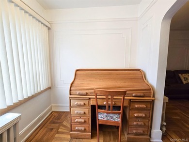 Prime Whitestone opportunity in R3A zoning! Detached Brick - photo 9