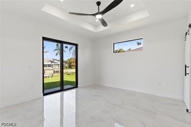 Experience the perfect blend of modern luxury and Florida - photo 17
