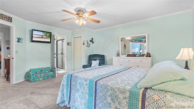 Lake living with room to spread out! Located in a cove-protected - photo 18