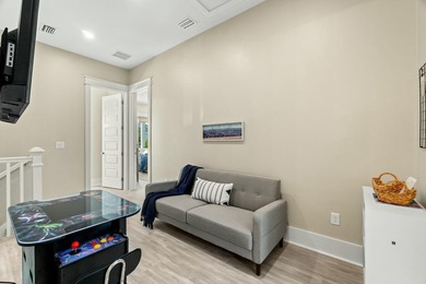 Stunning 4-Bedroom Beach House with Golf Cart - Coastal Living - photo 22
