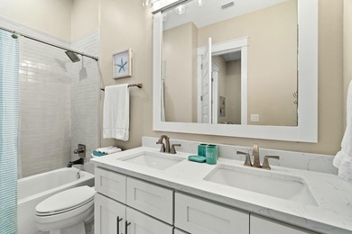Stunning 4-Bedroom Beach House with Golf Cart - Coastal Living - photo 25