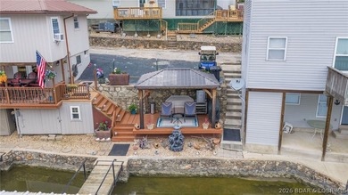Lake living with room to spread out! Located in a cove-protected - photo 28