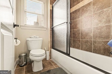 Welcome to this stunning 6-bedroom, 4-bathroom home located in a - photo 30