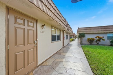 Absolutely stunning, fully updated ground-floor corner villa - photo 30
