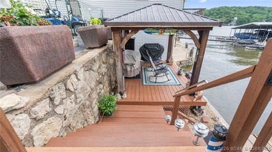 Lake living with room to spread out! Located in a cove-protected - photo 31
