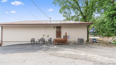 Lake living with room to spread out! Located in a cove-protected - photo 36