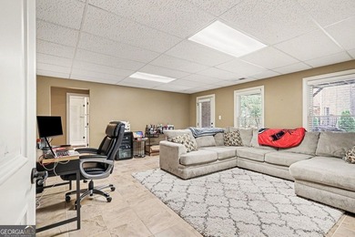 Welcome to this stunning 6-bedroom, 4-bathroom home located in a - photo 37