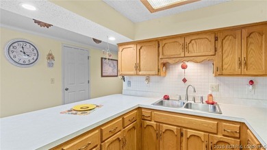 Lake living with room to spread out! Located in a cove-protected - photo 38