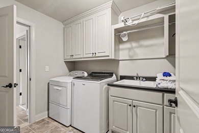 Welcome to this stunning 6-bedroom, 4-bathroom home located in a - photo 41
