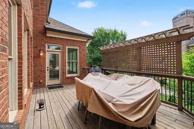 Welcome to this stunning 6-bedroom, 4-bathroom home located in a - photo 44