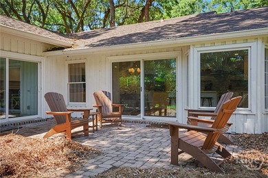 Rare opportunity to own a completely updated, designer-style - photo 26