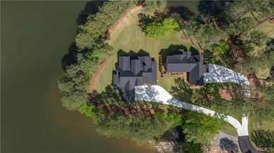 Escape to your own private oasis in this stunning 4 bedroom, 4.5 - photo 4