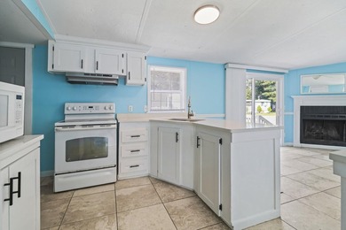 Coastal convenience meets move-in-ready comfort in the heart of - photo 15
