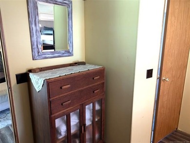 Well cared for lake retreat or full-time residence located in - photo 18