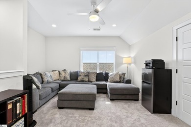 For Showings/Questions Contact: Danielle Bradshaw Welcome to 439 - photo 25