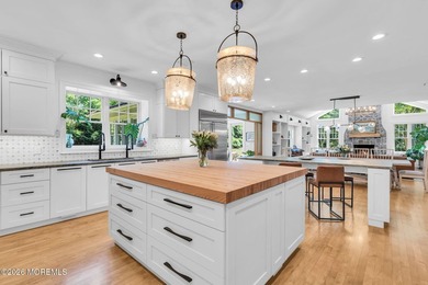 PRIVATE AND RARE 5-bedroom, 3 full/2 half-bathroom property - photo 31