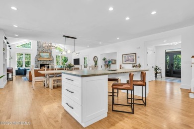 PRIVATE AND RARE 5-bedroom, 3 full/2 half-bathroom property - photo 33