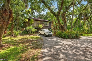 A rare opportunity to own more than 15+ acres of breathtaking - photo 36