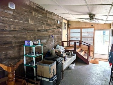 Well cared for lake retreat or full-time residence located in - photo 36