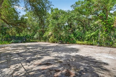 A rare opportunity to own more than 15+ acres of breathtaking - photo 37