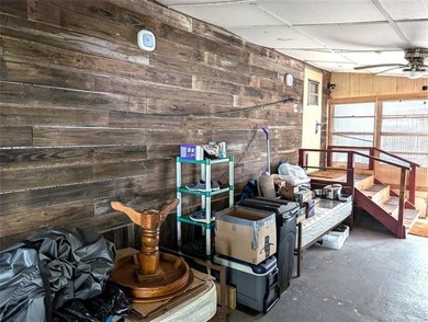 Well cared for lake retreat or full-time residence located in - photo 37