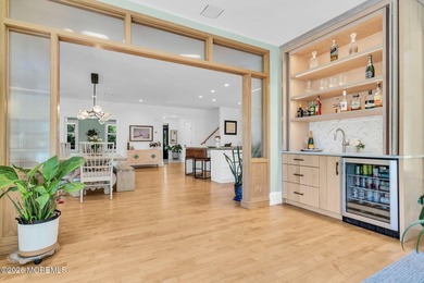 PRIVATE AND RARE 5-bedroom, 3 full/2 half-bathroom property - photo 44