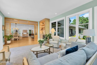 PRIVATE AND RARE 5-bedroom, 3 full/2 half-bathroom property - photo 45