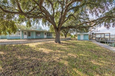 Waterfront opportunity on 1.5 acres at Lake Corpus Christi. This - photo 1