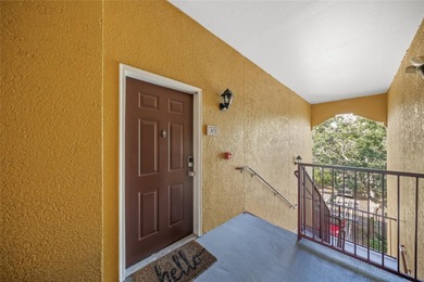 Resort-style living in a prime Sarasota location! This inviting - photo 5