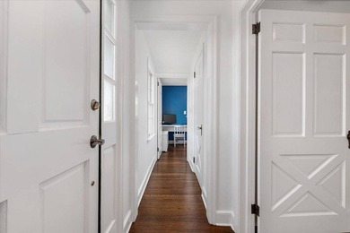 Discover this elegant Water Mill summer retreat, perfectly - photo 4
