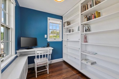 Discover this elegant Water Mill summer retreat, perfectly - photo 5