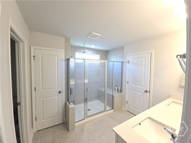 Great Financial Opportunity to own this 5 Bedroom, 2.5 Bath 3 - photo 12