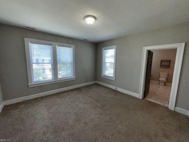 Spacious single-family home with over 3,000 square feet in the - photo 14