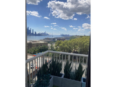 Prestigious Boulevard East top floor unit with breathtaking NYC