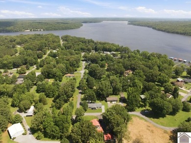 Enjoy lake living in this spacious 4 bedroom, 2 bath home - photo 38