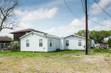 **Investor Opportunity - Fully Occupied Triplex with Expansion - photo 4