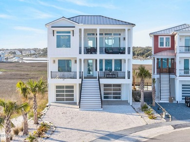 Welcome to 47 Grand View Drive in the exclusive gated community - photo 3